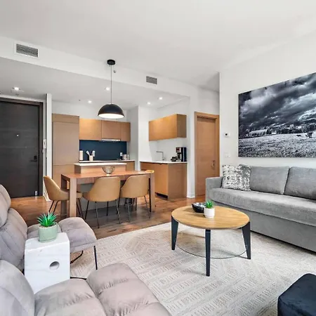 The Nomad Saint Jacques Apartment Montreal Exterior photo