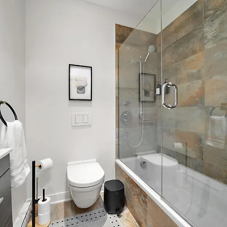 The Nomad Saint Jacques Apartment Montreal Exterior photo