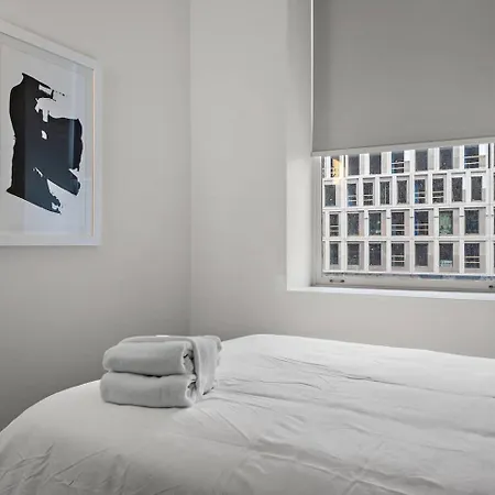 The Nomad Saint Jacques Apartment Montreal Exterior photo