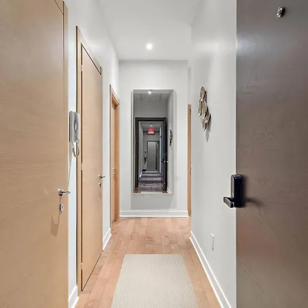 The Nomad Saint Jacques Apartment Montreal Exterior photo
