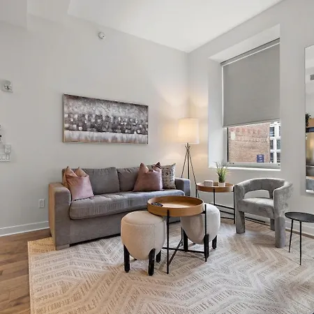 The Nomad Saint Jacques Apartment Montreal Exterior photo