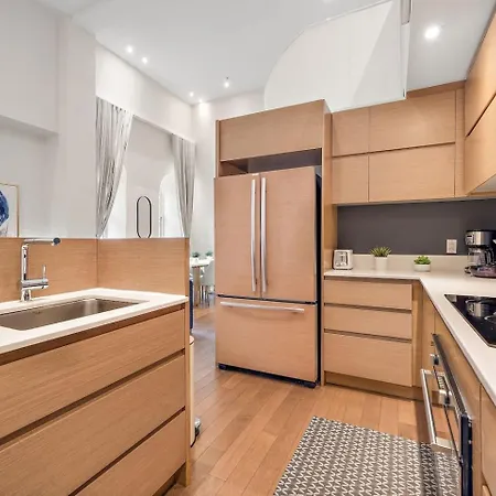 The Nomad Saint Jacques Apartment Montreal Exterior photo