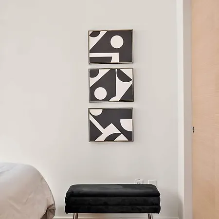 The Nomad Saint Jacques Apartment Montreal Exterior photo