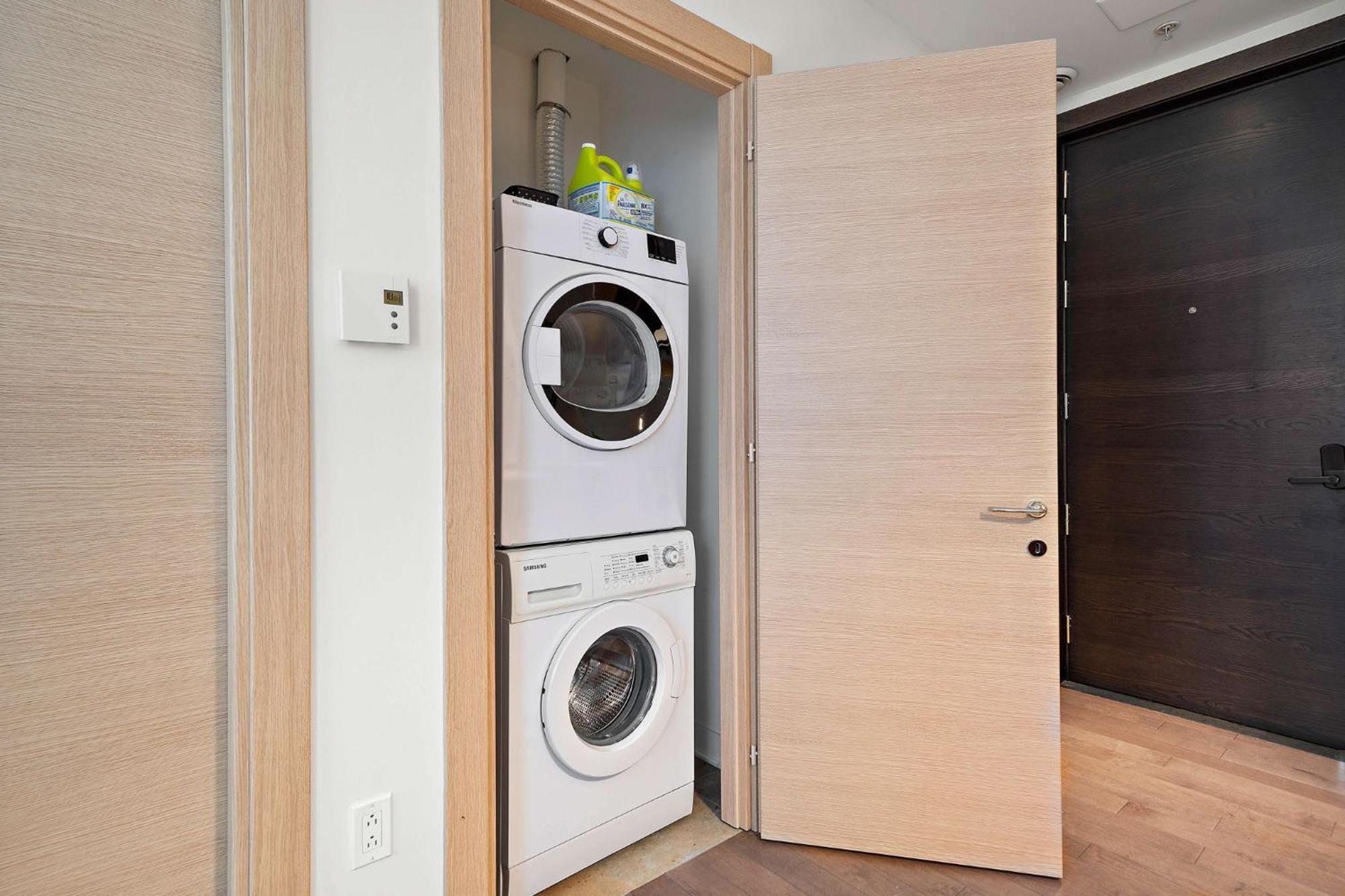 The Nomad Saint Jacques Apartment Montreal