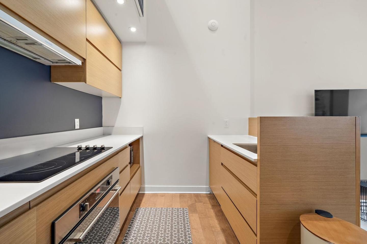 The Nomad Saint Jacques Apartment *