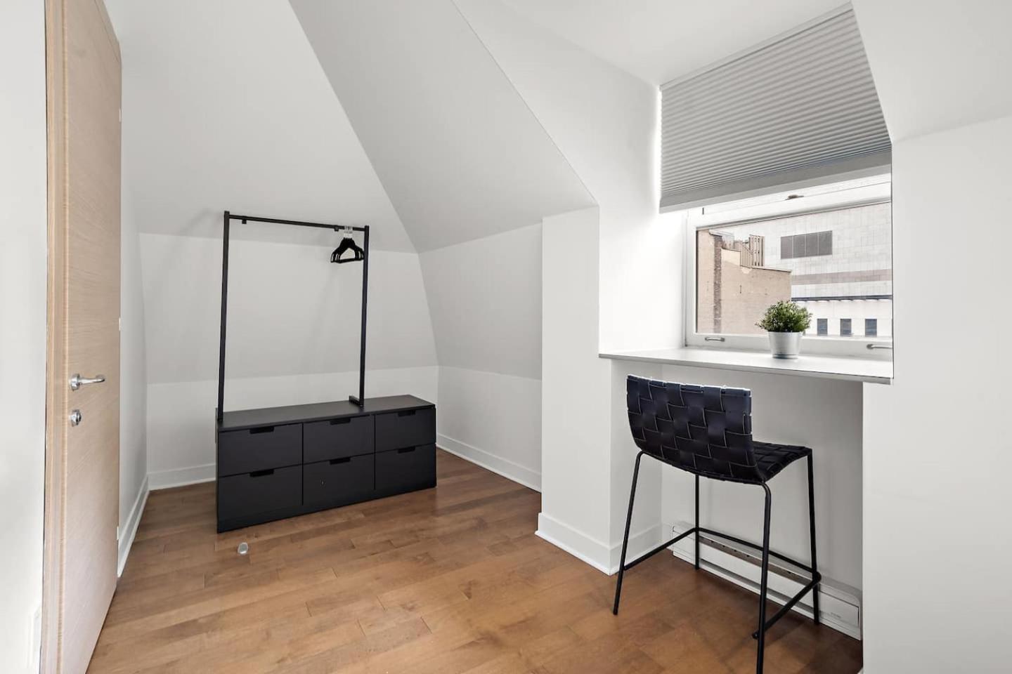 The Nomad Saint Jacques Apartment