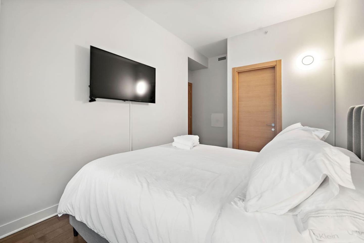 Apartment The Nomad Saint Jacques Montreal