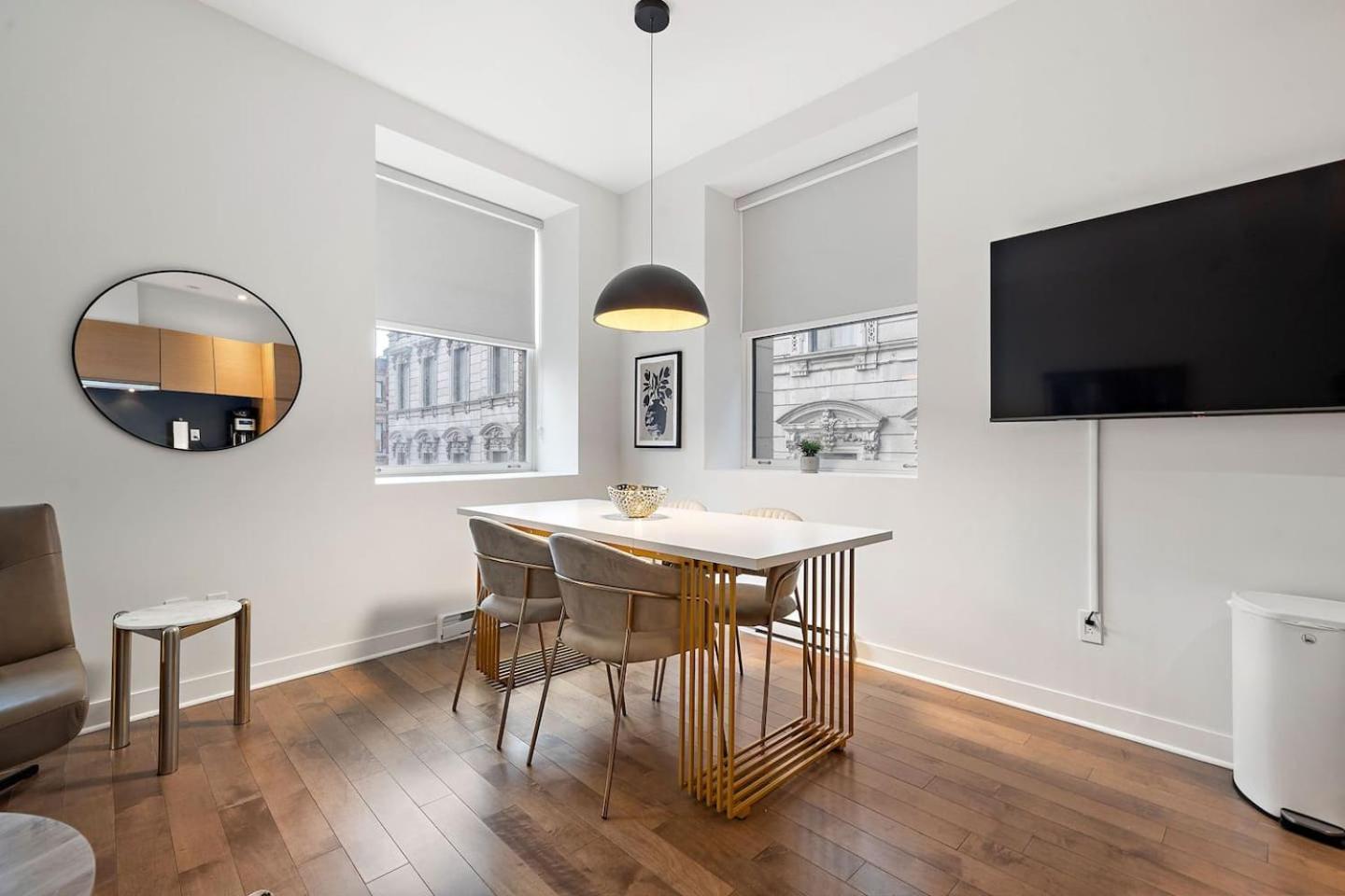The Nomad Saint Jacques Apartment Montreal